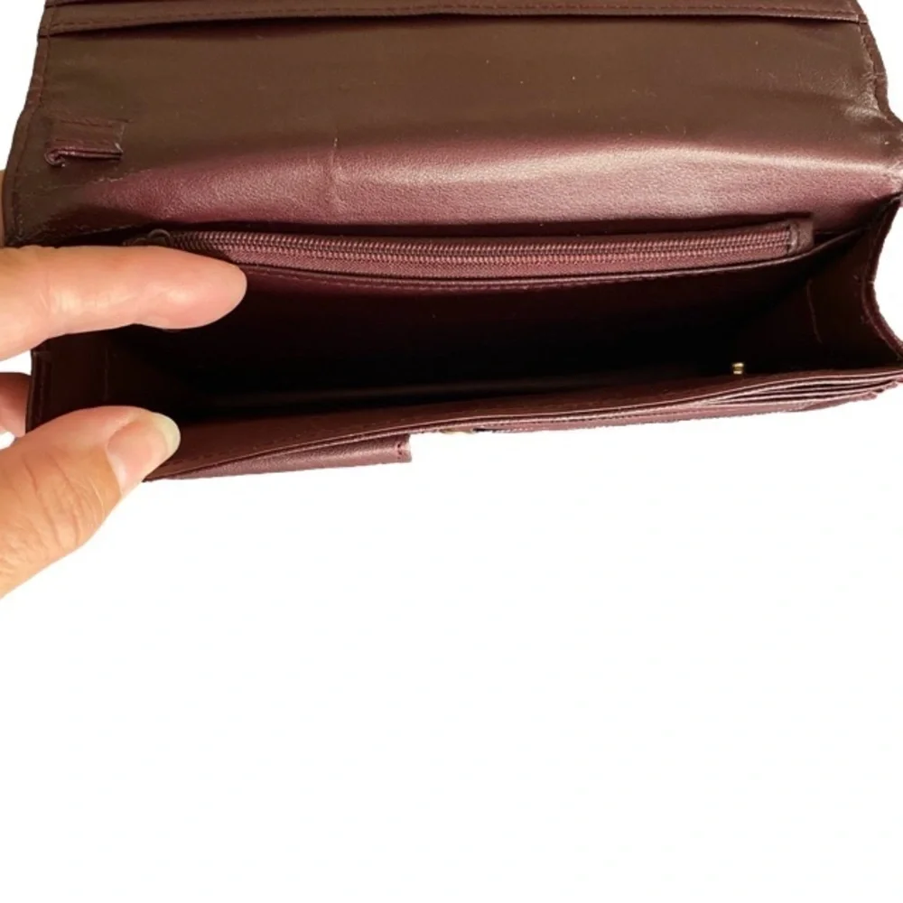 BUXTON Wristlet/Clutch Wallet Cognac/Brown Color Buxhyde